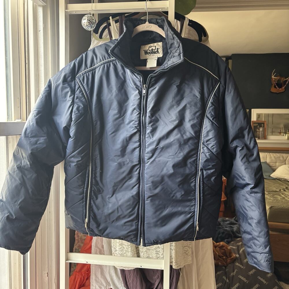 vintage woolrich navy blue, white pin stripe 100% down filled womens‎ X Large